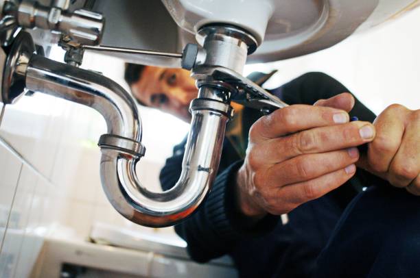Best Emergency Plumber  in Blue Jay, OH